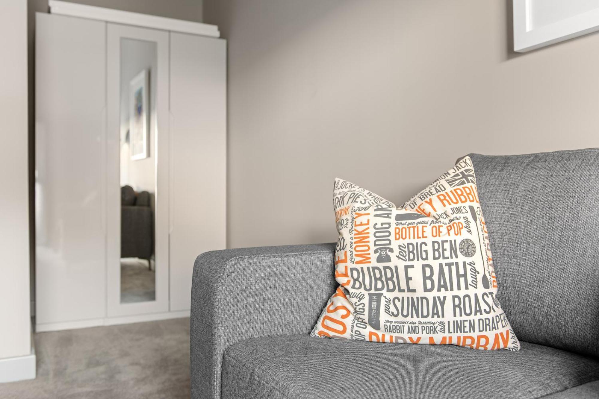 Brand New 1-Bed Flat Steps From Clifton Ntu Campus Villa Nottingham Eksteriør bilde